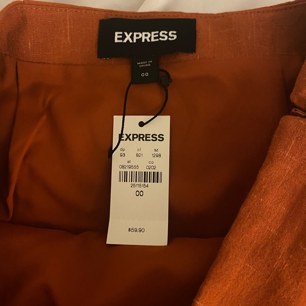 High Waisted Ruffle Mini Skirt - Picture 5 of 6